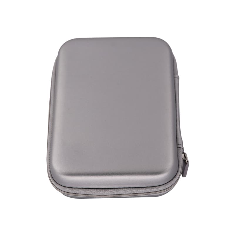 Silver razor storage bag